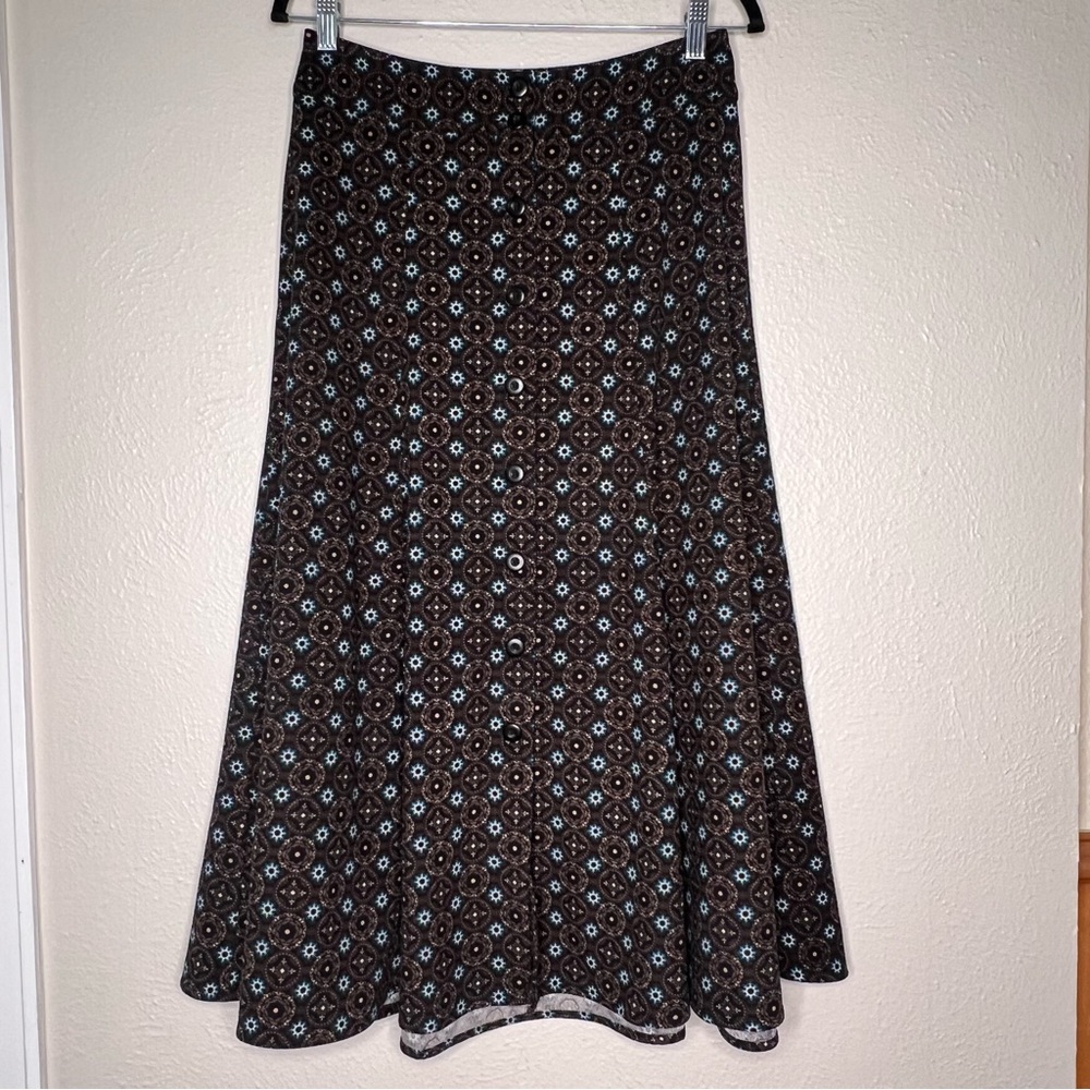 Christopher & Banks Y2K geo print full button flare skirt